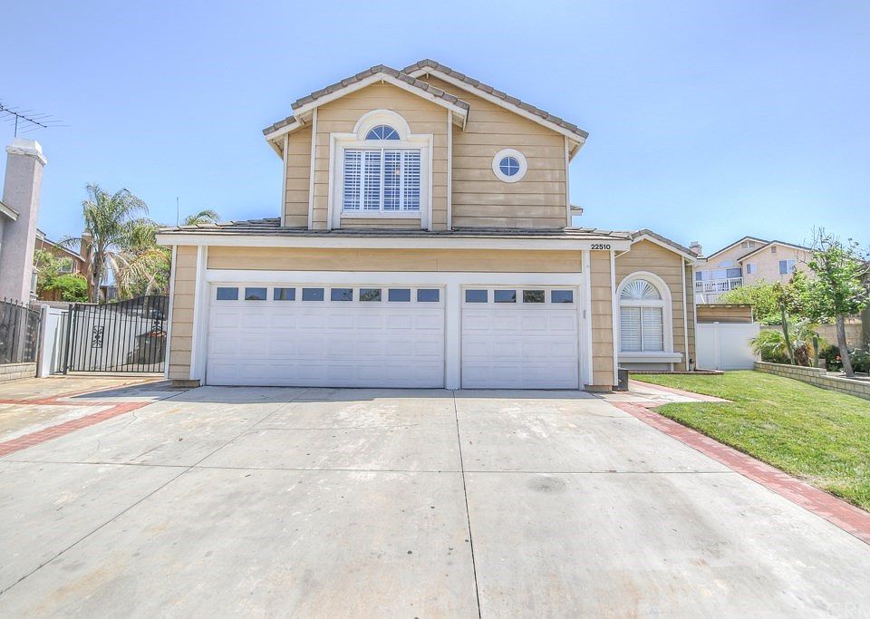 1st image of 22510 Greenwich Ct