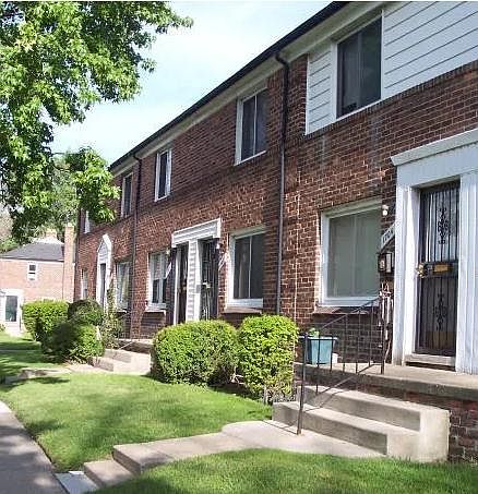 1st image of 1734 E Outer Dr