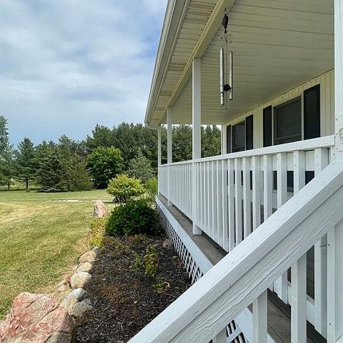 4350 Deckerville Rd, Deckerville, MI 48427 | Zillow