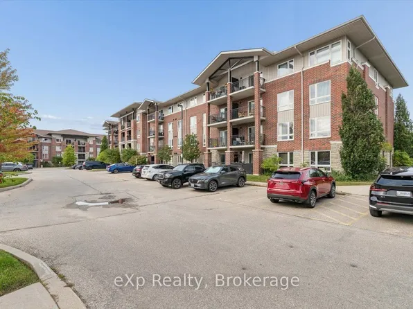 41 Goodwin Dr #202, Guelph, ON N1L 0E7