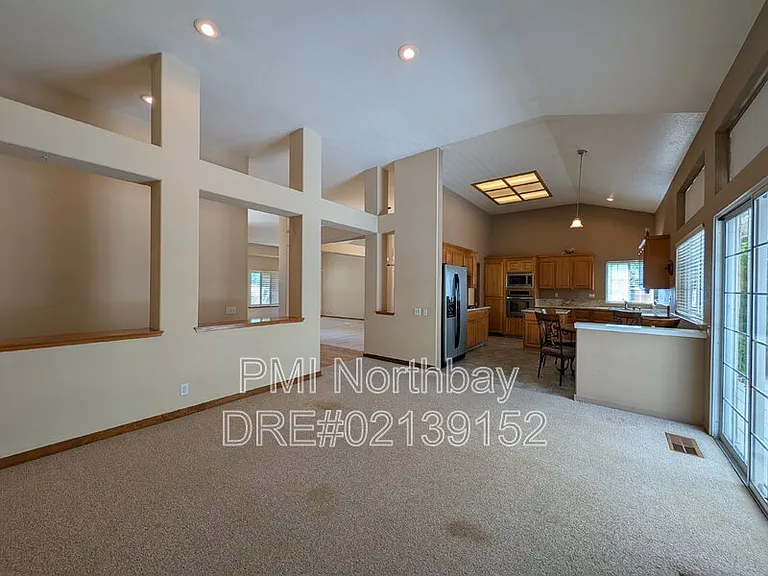 3275 Formby Ln — Photo 9