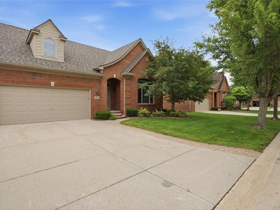 49554 Iron River Dr, Macomb, MI, 48042