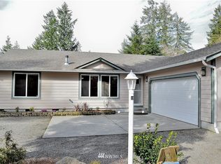 8025 SW Treasure River Trl, Olympia, WA 98512