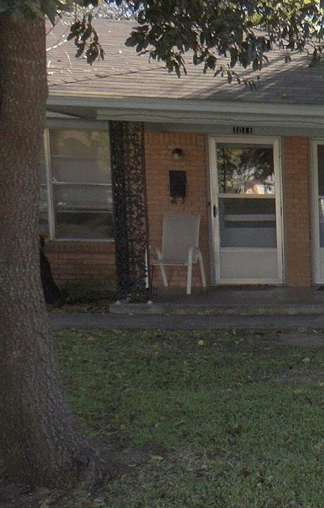 1st image of 1011 Crescent St