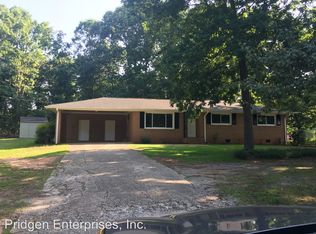 521 Piedmont Rd, Hull, GA 30646