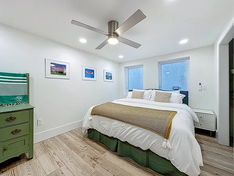 912 Saint Johns Ave #201 — Photo 8