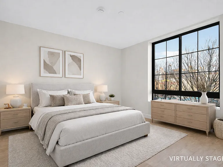376 Baltic St #1B — Photo 7
