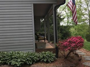 342 Bells View Ln, Purlear, NC 28665