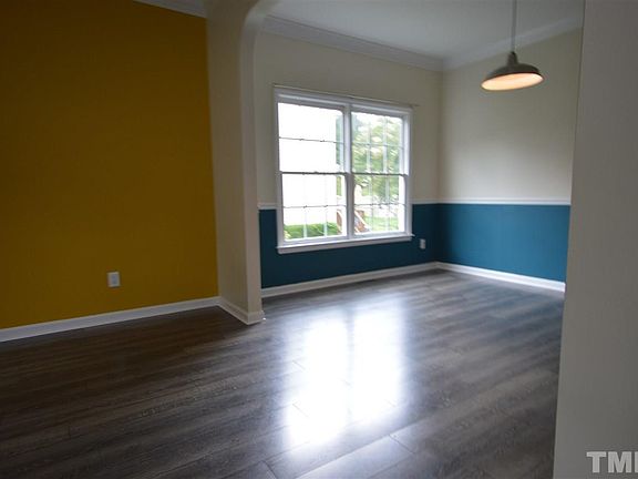 5th image of 617 Wakehurst Dr