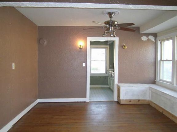5th image of 306 Yennie St