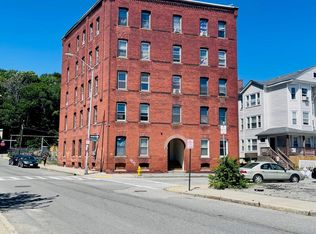 2 Preston St APT 6, Worcester, MA 01610