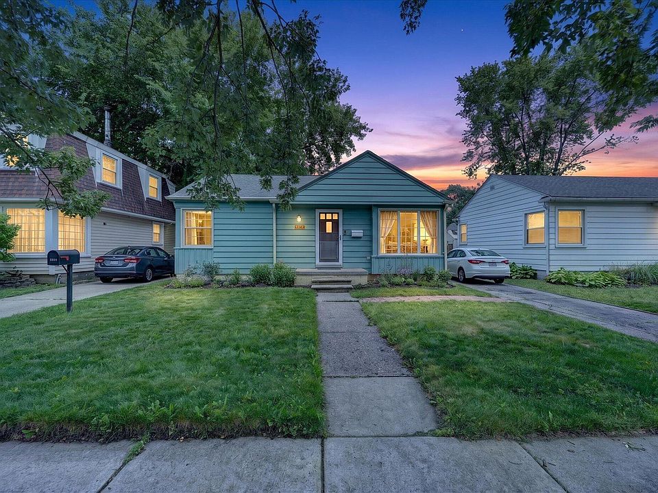 1st image of 2331 Rowland Ave