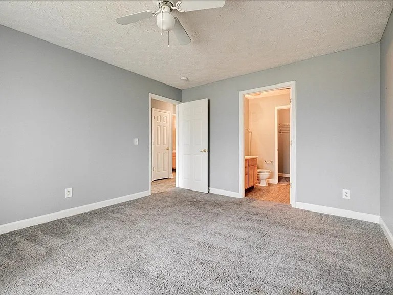 Cross Lake Apartments — Photo 70
