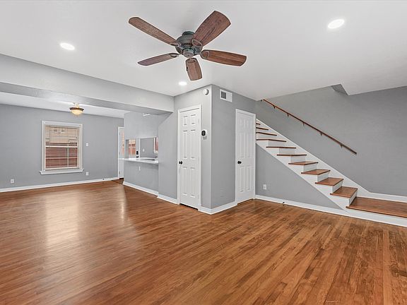 2nd image of 6341 Bordeaux Ave