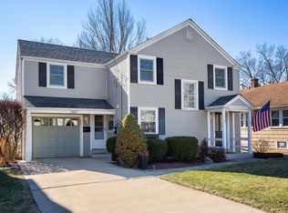 1847 Milton Ave, Northbrook, IL