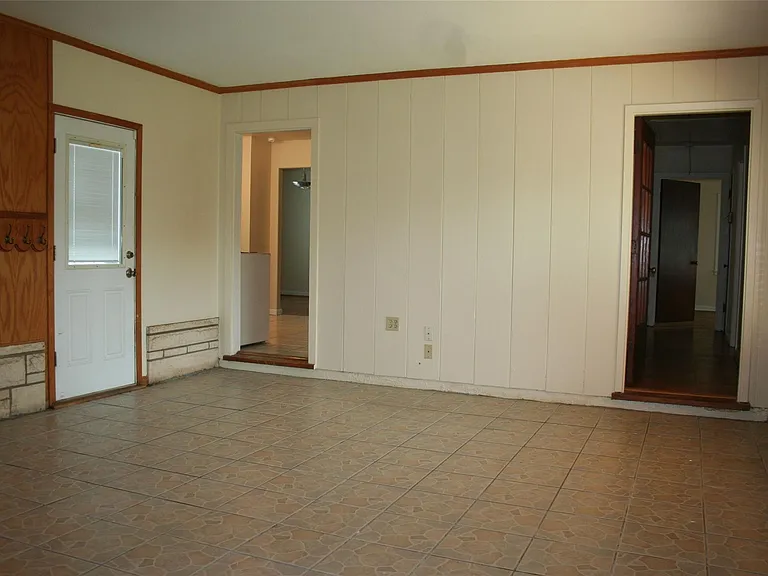 7518 El Rancho St — Photo 8