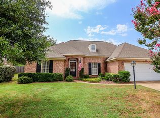123 Breckenridge Dr, Oxford, MS 38655