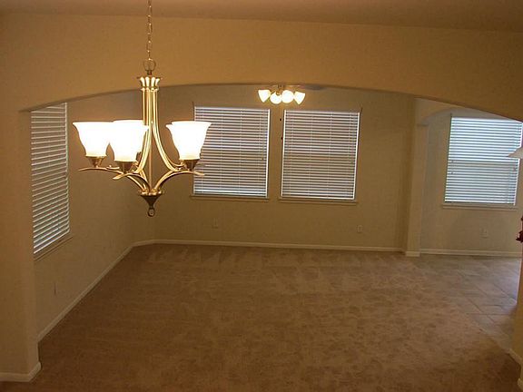 3rd image of 7111 Pavilion Dr