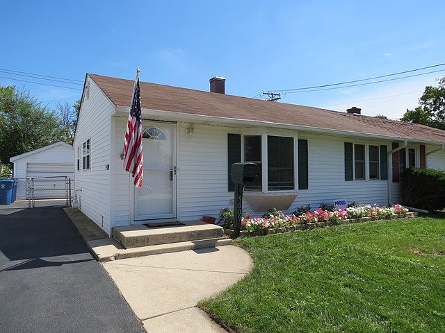 1st image of 9009 S Komensky Ave #9009