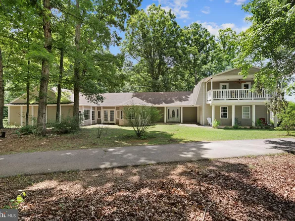 11201 Chancellor Meadows Ln, Locust Grove, VA 22508