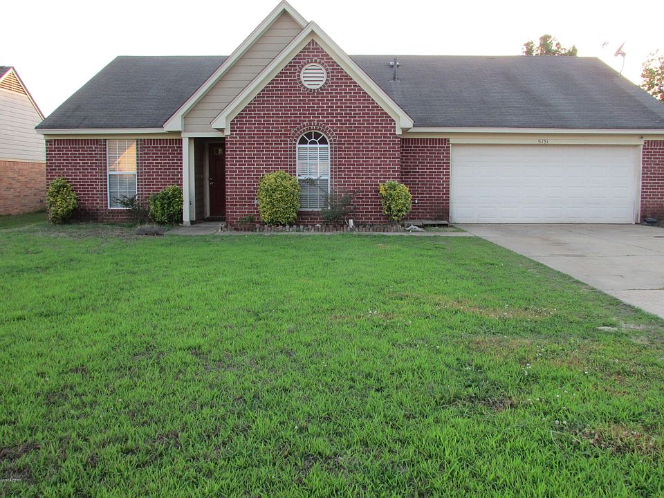 1st image of 9151 Bentley Woods Dr