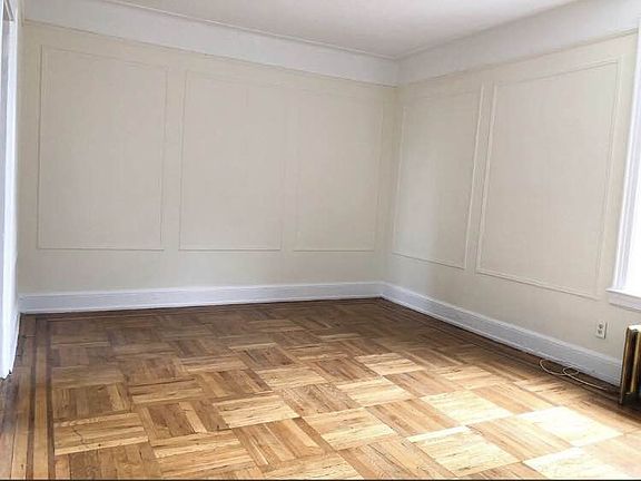 2nd image of 4802 48th St APT C1