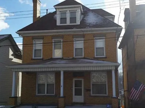 130 E 8th Ave, Tarentum, PA 15084