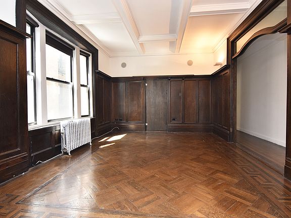 4th image of 3621 Broadway #28B