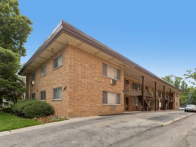 938 Ontario St APT 10, Oak Park, IL, 60302