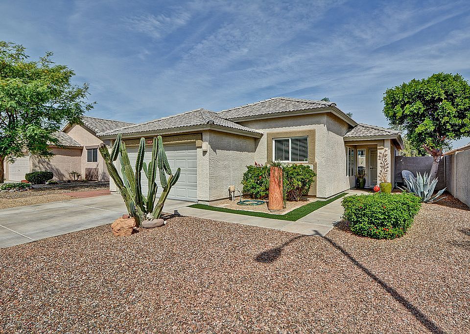 1st image of 13568 W Desert Ln