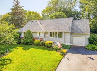 76 Farms Road Cir, East Brunswick, NJ 08816