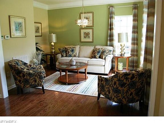 2nd image of 3064 Clearbrook Dr
