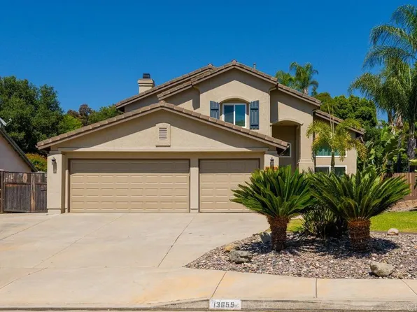 13655 Piping Rock Ln, El Cajon, CA 92021