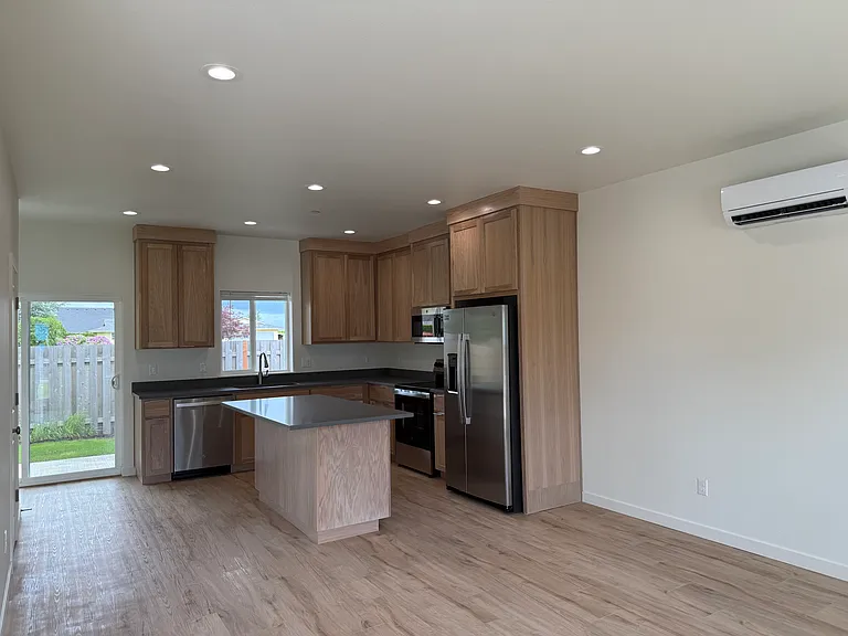 455 Alder St #465a & B — Photo 5