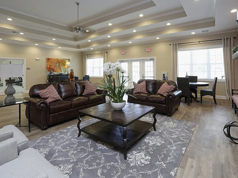 Summerwind Apartments — Photo 14