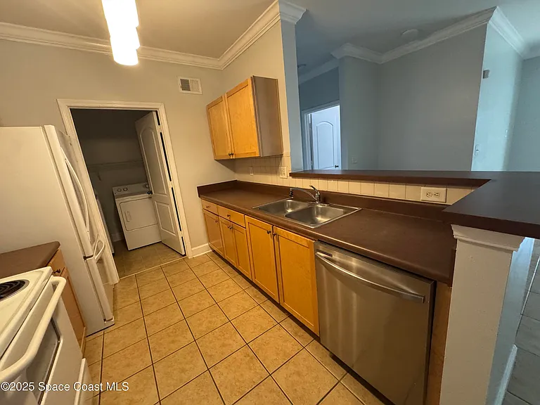 6441 Borasco Dr #2408 — Photo 5