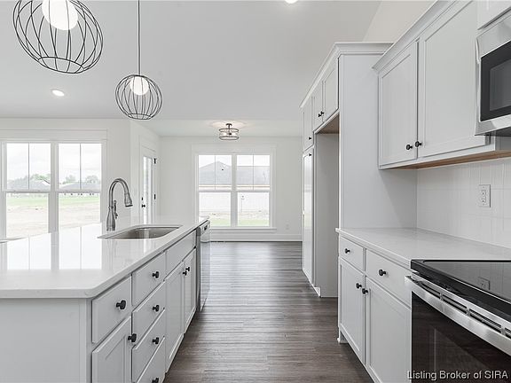 5th image of 5586 Limestone Creek Drive LOT 310