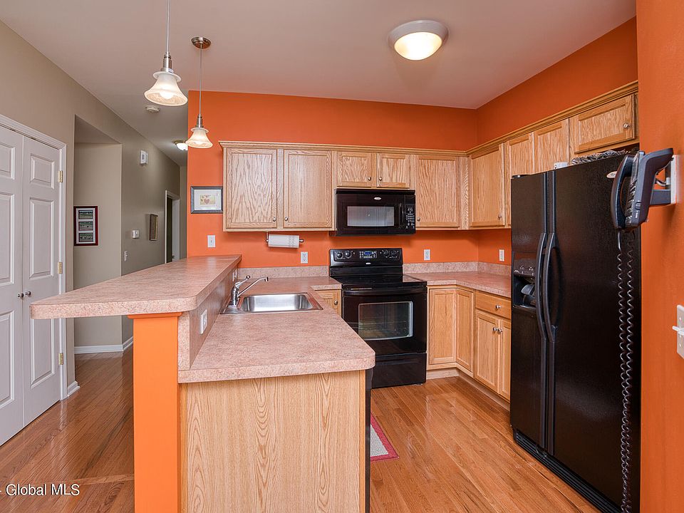 24 Knollwood Hollow, Ballston Spa, NY 12020 Zillow