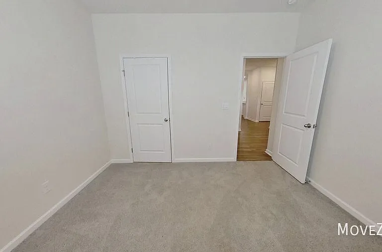 1131 Staghorn Ave — Photo 33