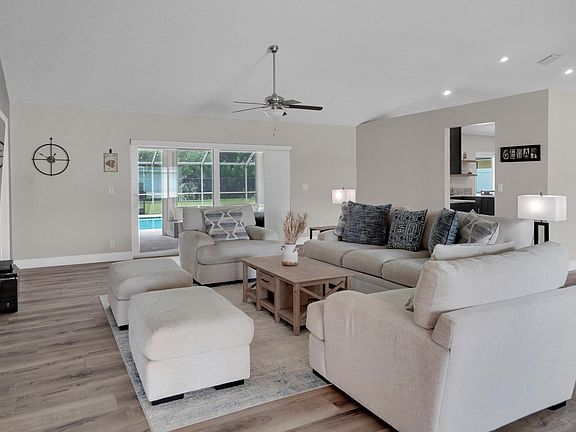 5th image of 6040 Sunberry Circle