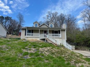 951 Lunceford Rd, Dupo, IL 62239