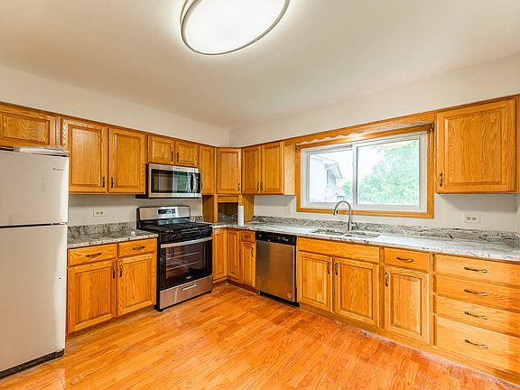 4th image of 1337 Rolling Prairie Ct