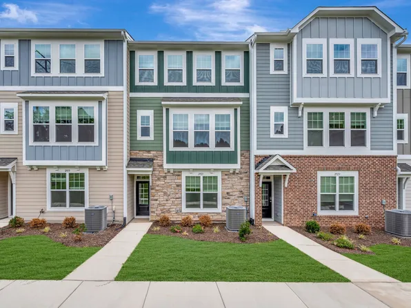 2921 Richardson Rd, Apex, NC 27502