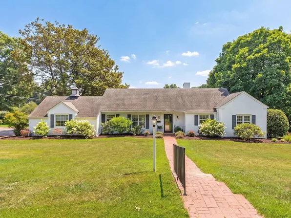 838 Shawnee Rd, Waynesboro, VA 22980