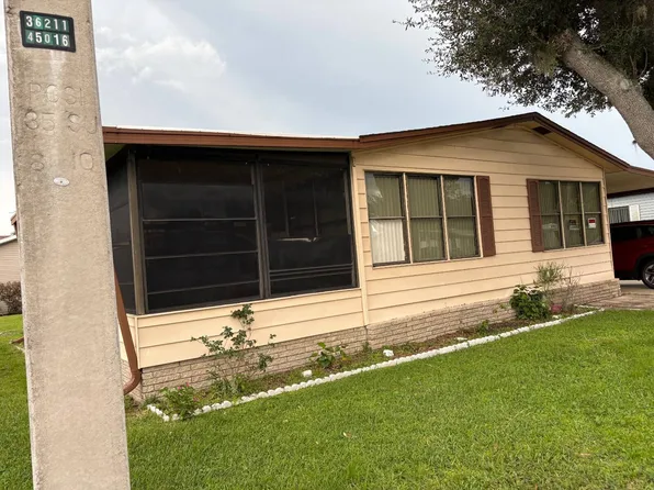 23 Country Meadows Blvd, Plant City, FL 33565
