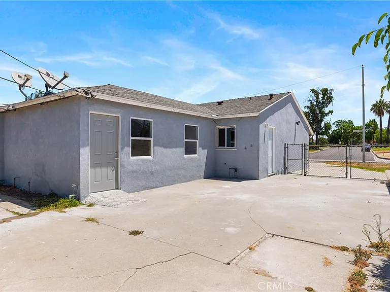 517 N Chalburn Ave — Photo 29