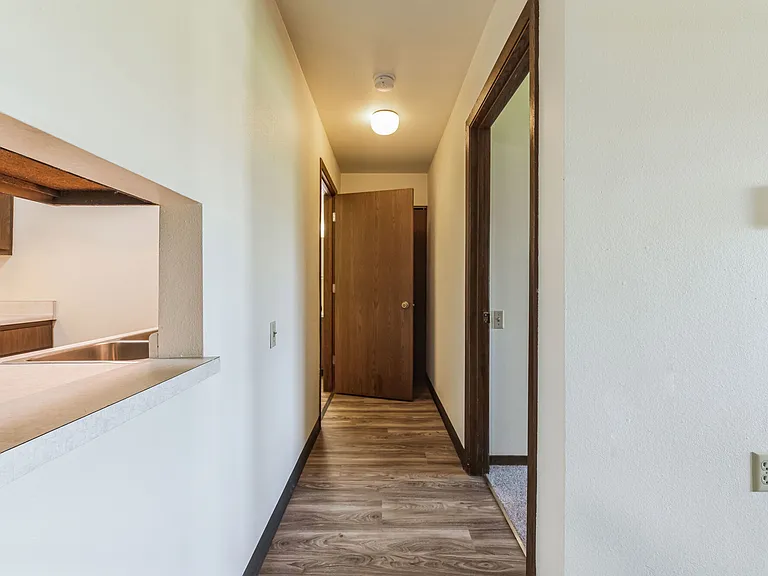 1252 N 12th Pl — Photo 47