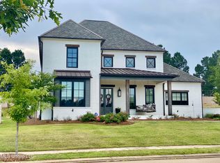 109 Stone Lake Dr, Madison, MS 39110