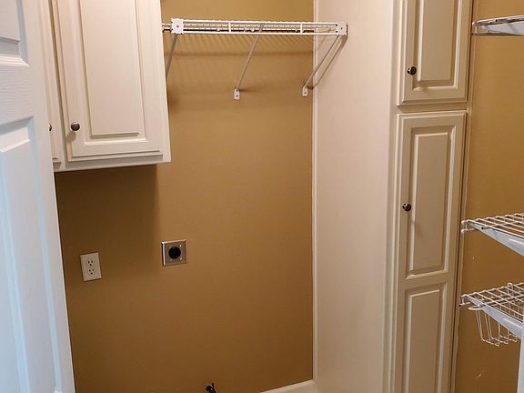 Laundry Room (next to kitchen & garage)