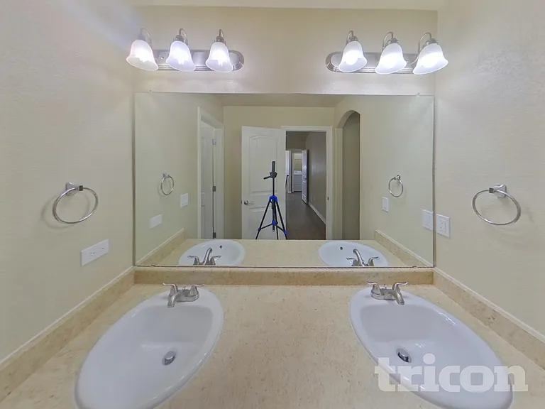 9899 Silver Stirrup Dr — Photo 8